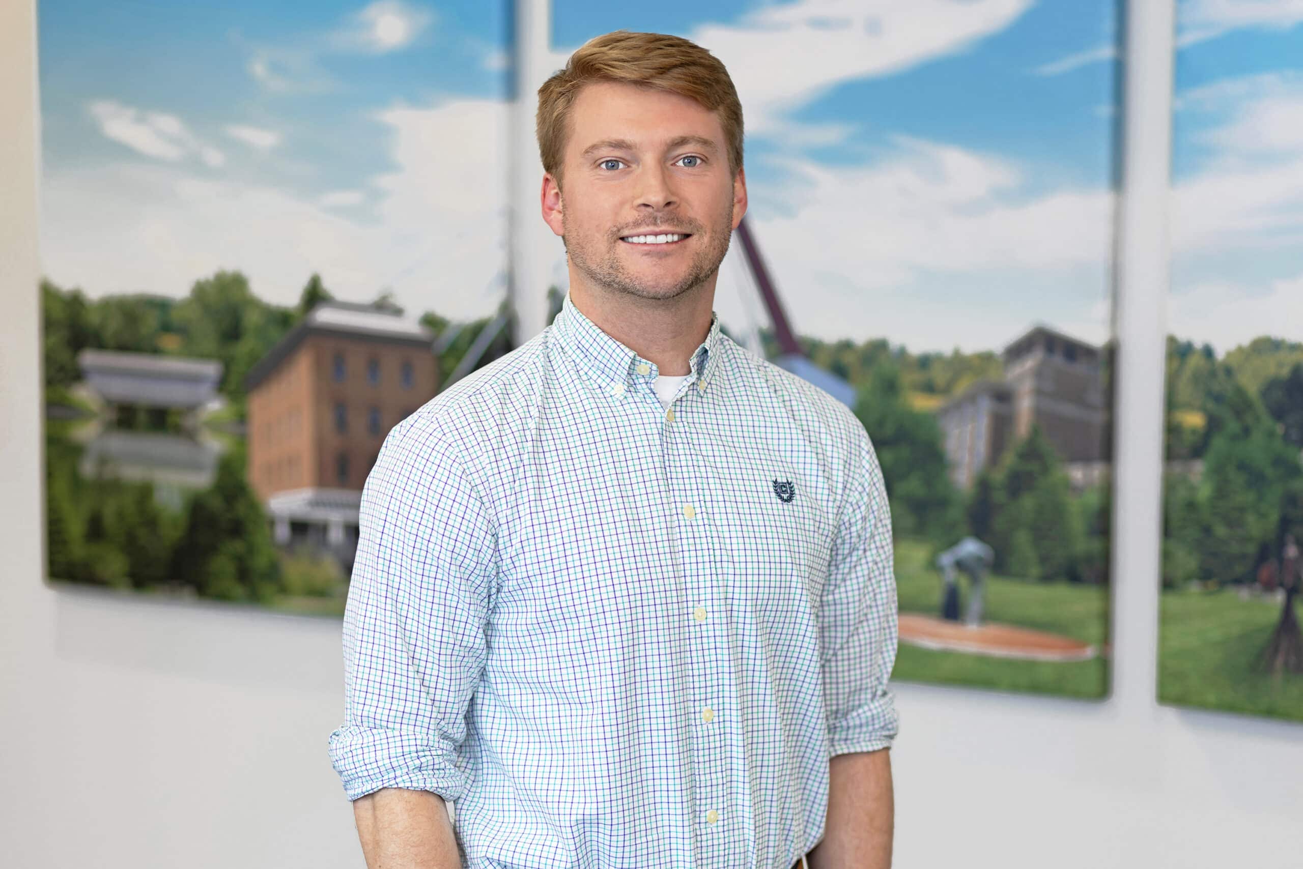 Finals Headshot environmental background options with Studio 13 at Blue & co